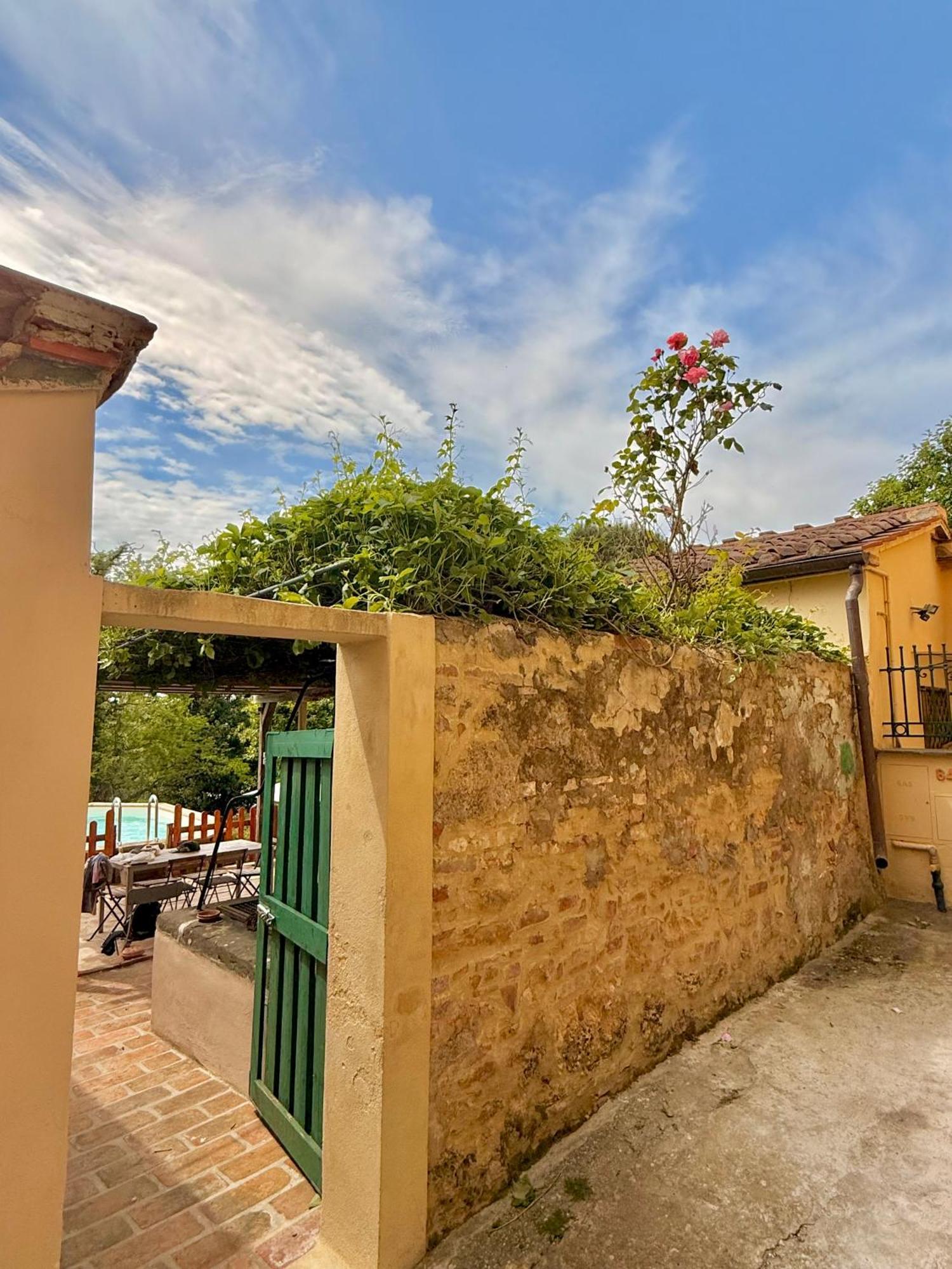 Villa Ciliegia Di Lari - Attico Extérieur photo